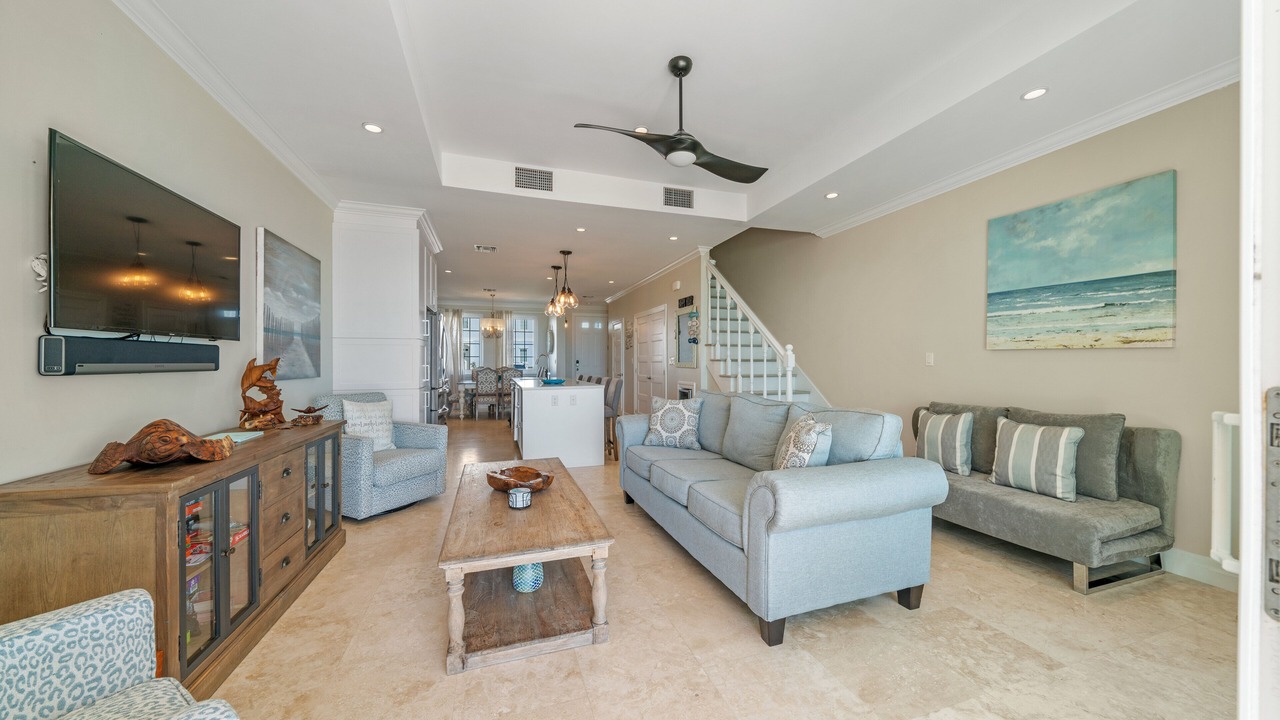 Photo of Livingroom in Palm Cay