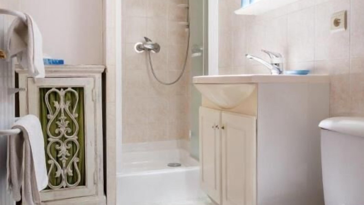 Photo of Bathroom in Chambery