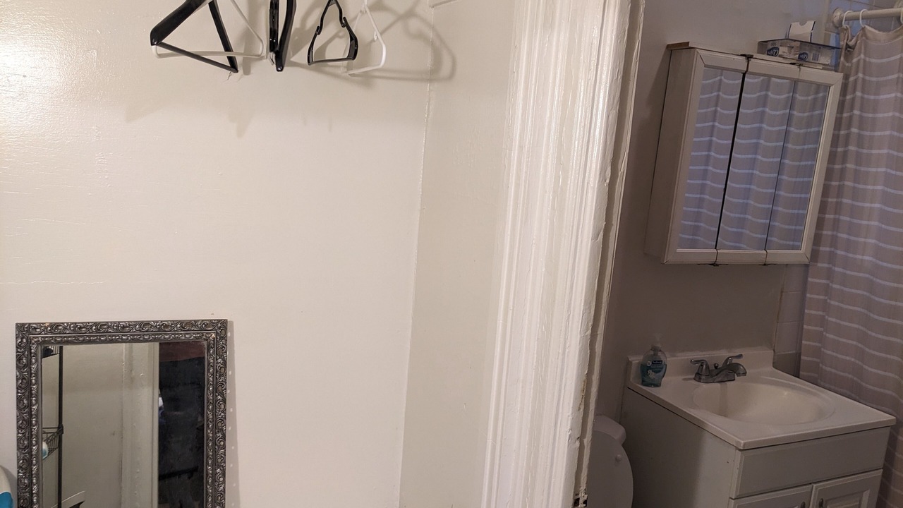 Photo of Bathroom in Ravenswood