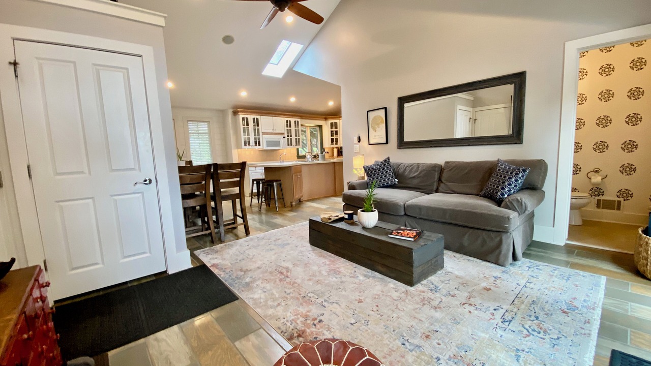 Photo of Livingroom in Spring Lake