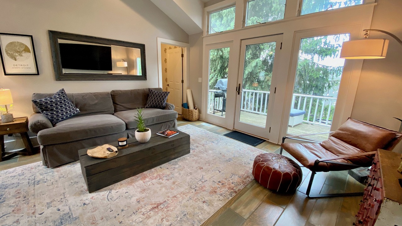 Photo of Livingroom in Spring Lake
