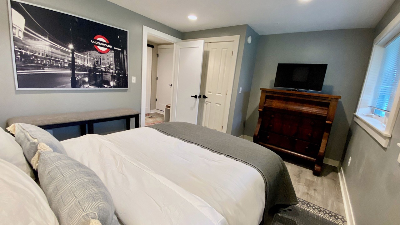 Photo of Bedroom in Spring Lake
