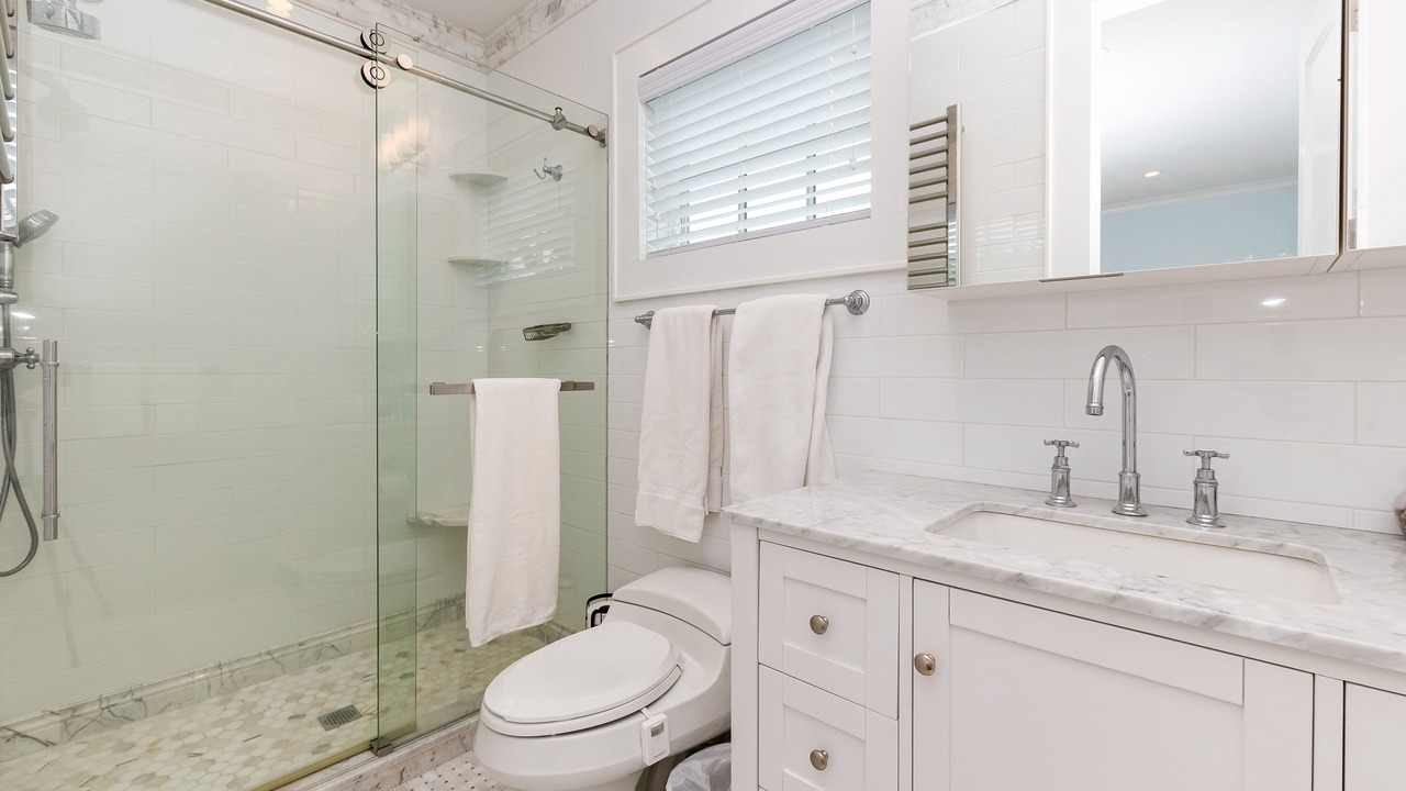 Photo of Bathroom in Beach Hampton