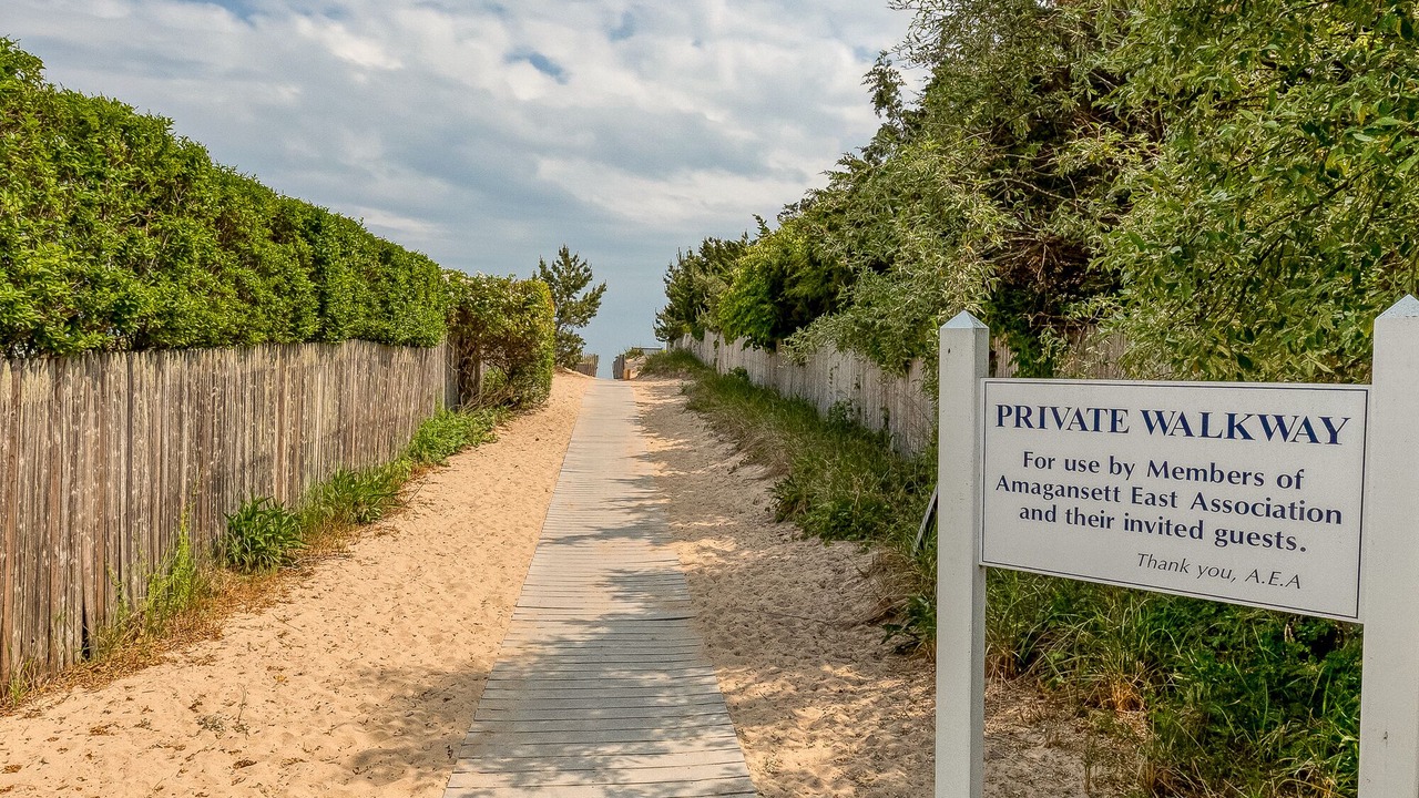 Photo of Outdoor in Beach Hampton