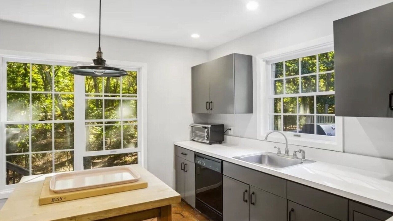 Photo of Kitchen in Amagansett North