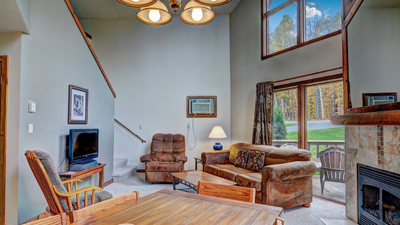 Photo of Livingroom in Phelps