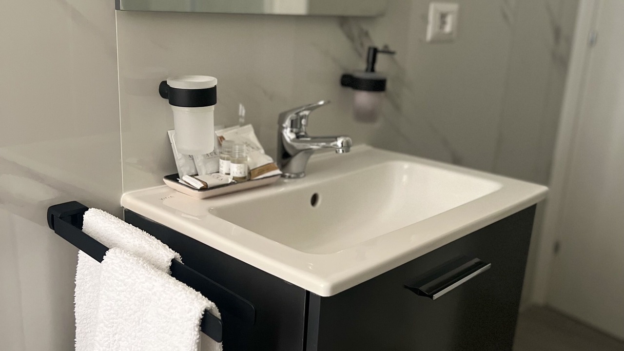 Photo of Bathroom in Universita