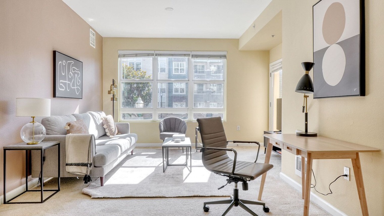 Photo of Livingroom in San Bruno