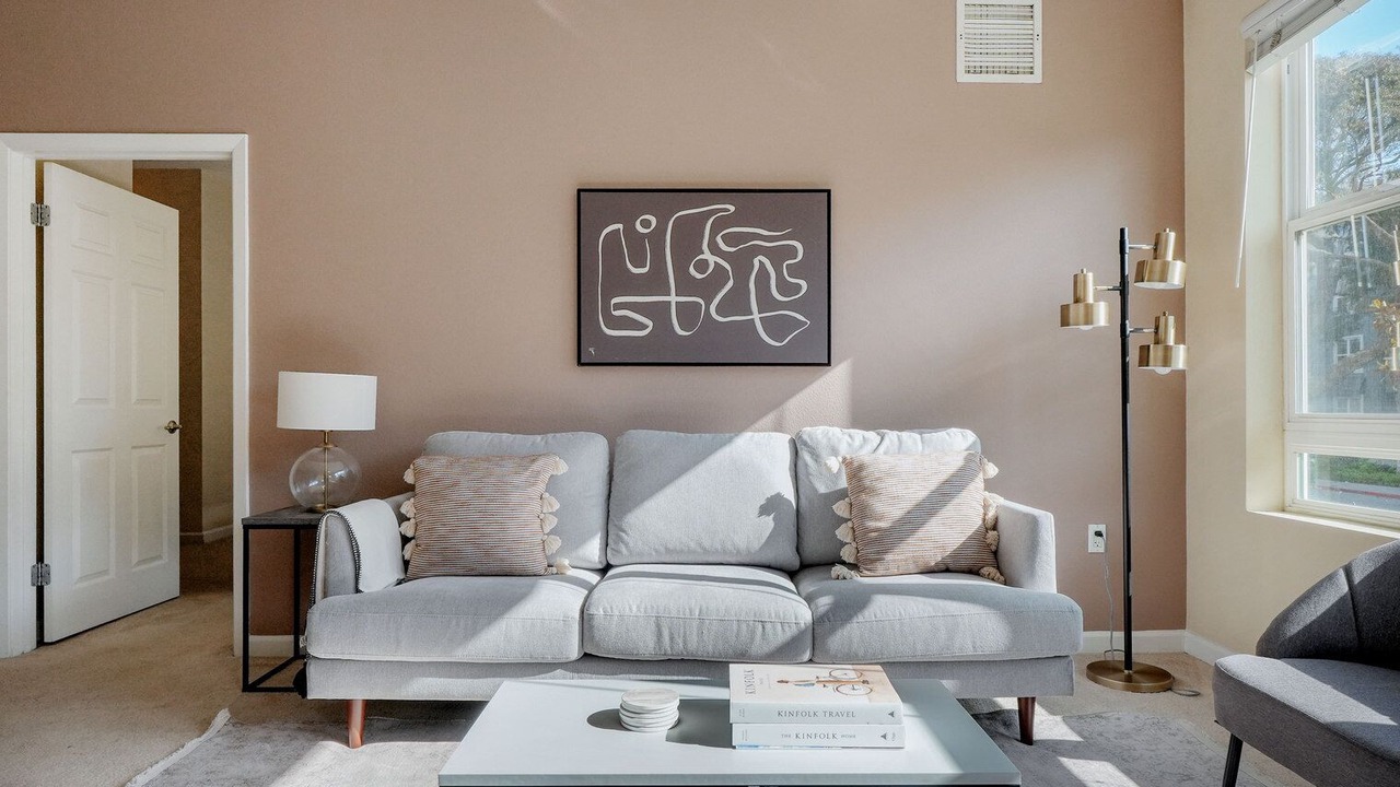 Photo of Livingroom in San Bruno
