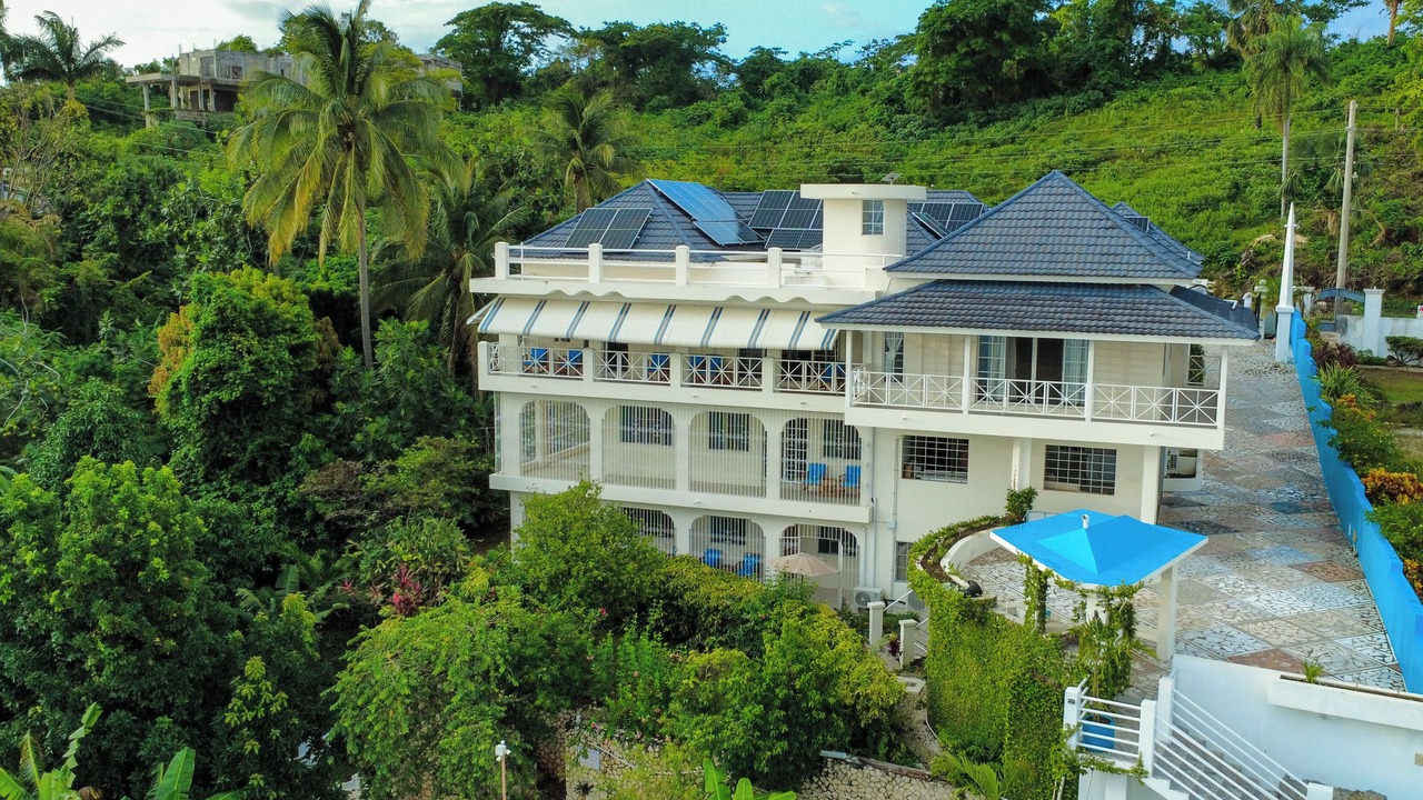 Photo of Outdoor in Whitehouse