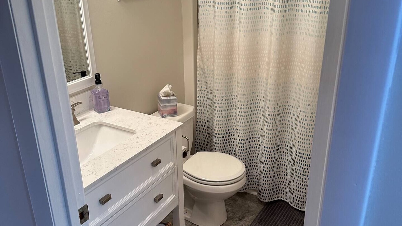 Photo of Bathroom in Thornton