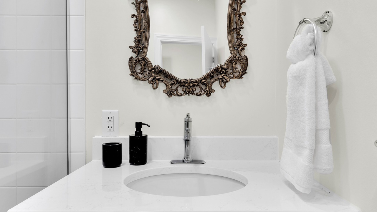 Photo of Bathroom in Savoy