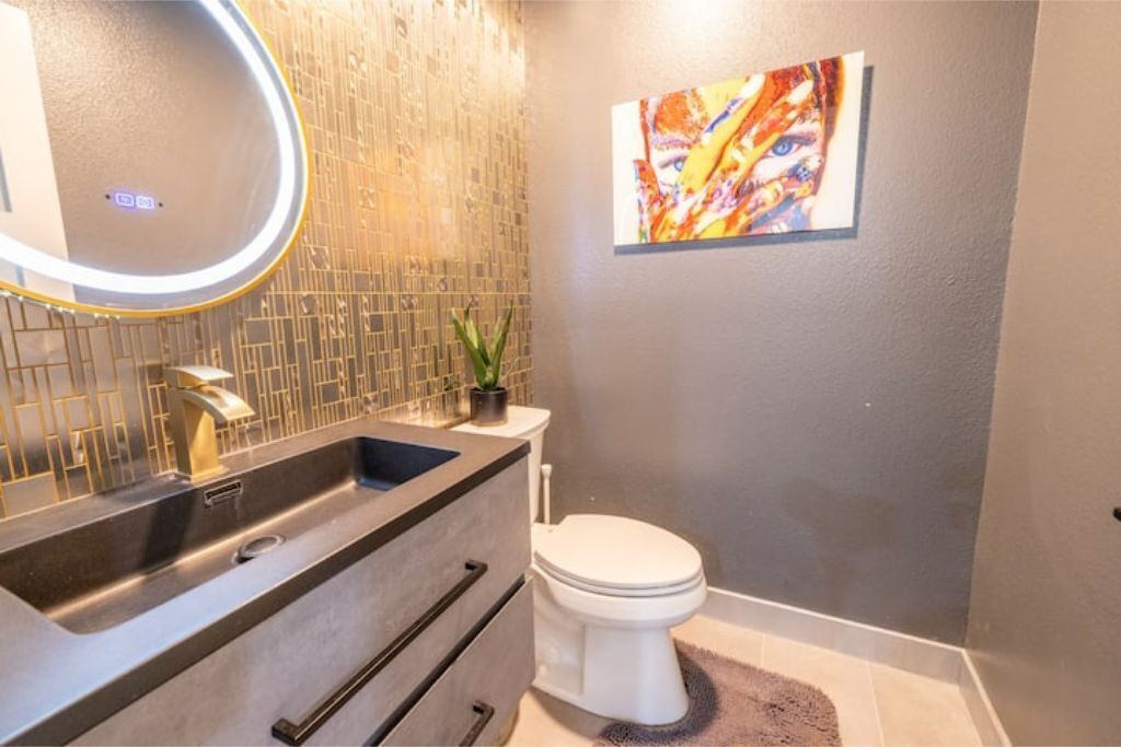 Photo of Bathroom in Lake Area