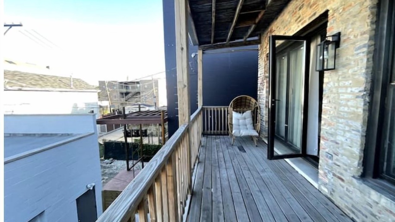 Photo of Patio Balcony in Near West Side