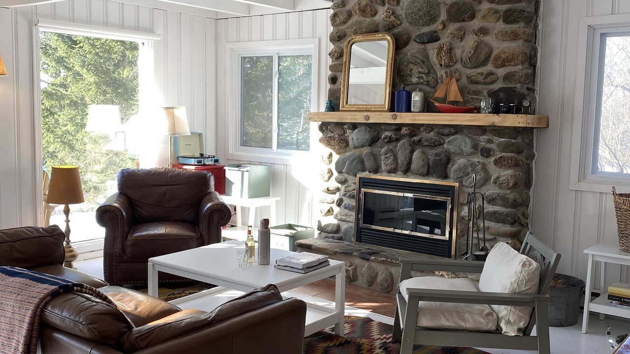 Photo of Livingroom in Sutton