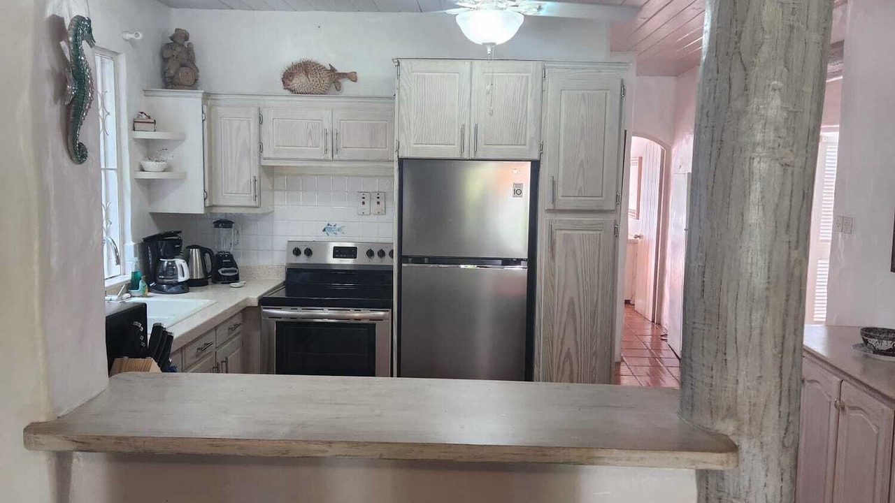 Photo of Kitchen in Gibbs Bay