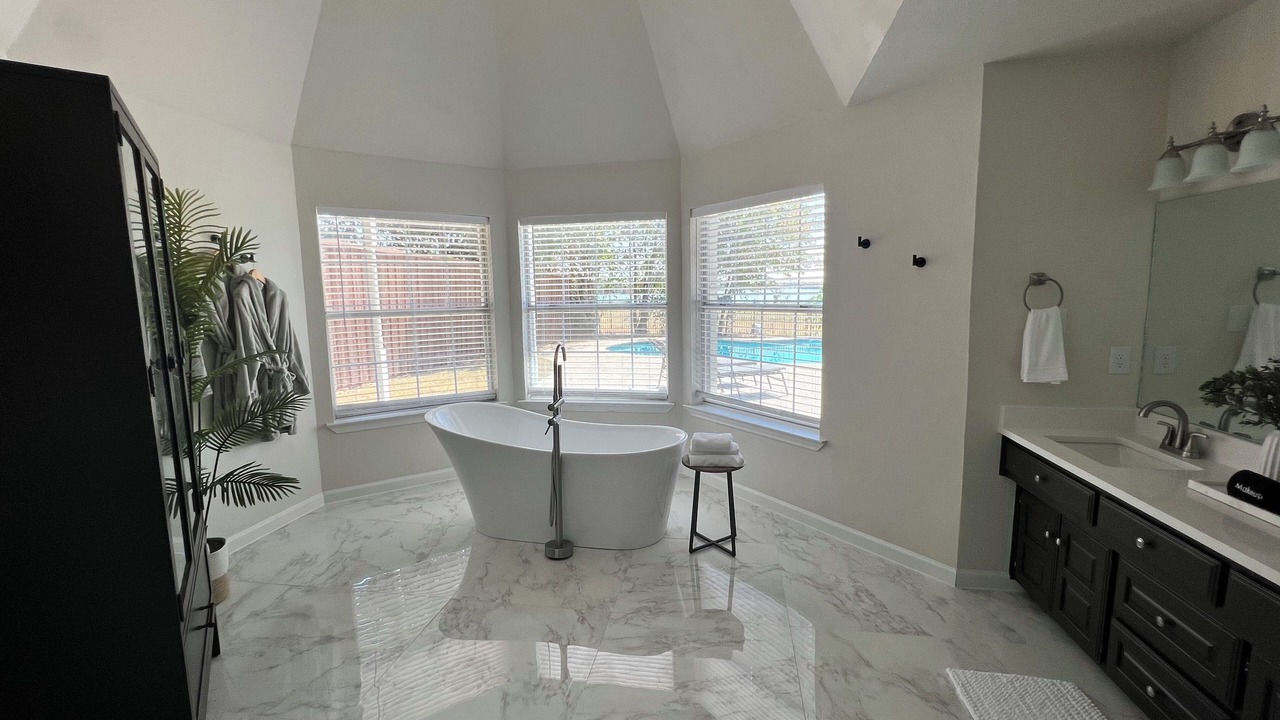 Photo of Bathroom in Rowlett