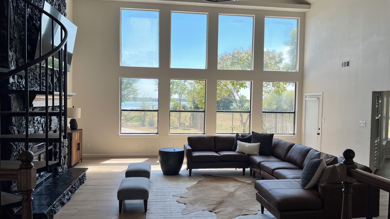 Photo of Livingroom in Rowlett
