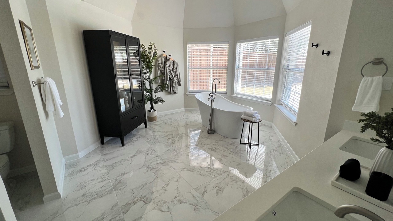 Photo of Bathroom in Rowlett