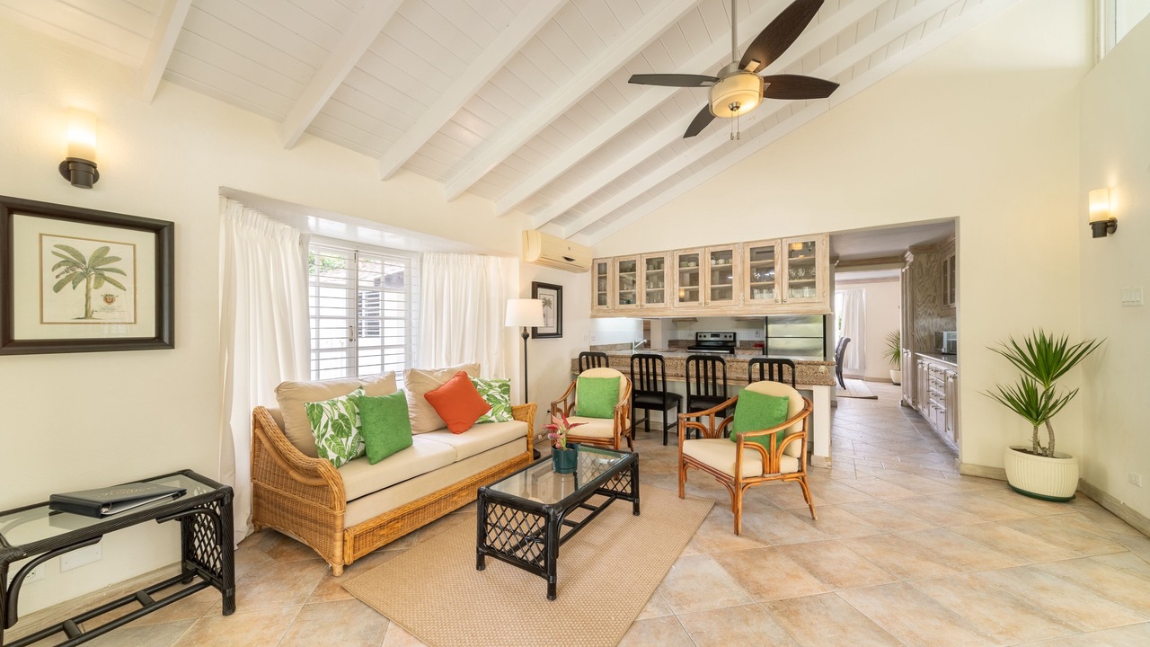 Photo of Livingroom in Sunset Crest