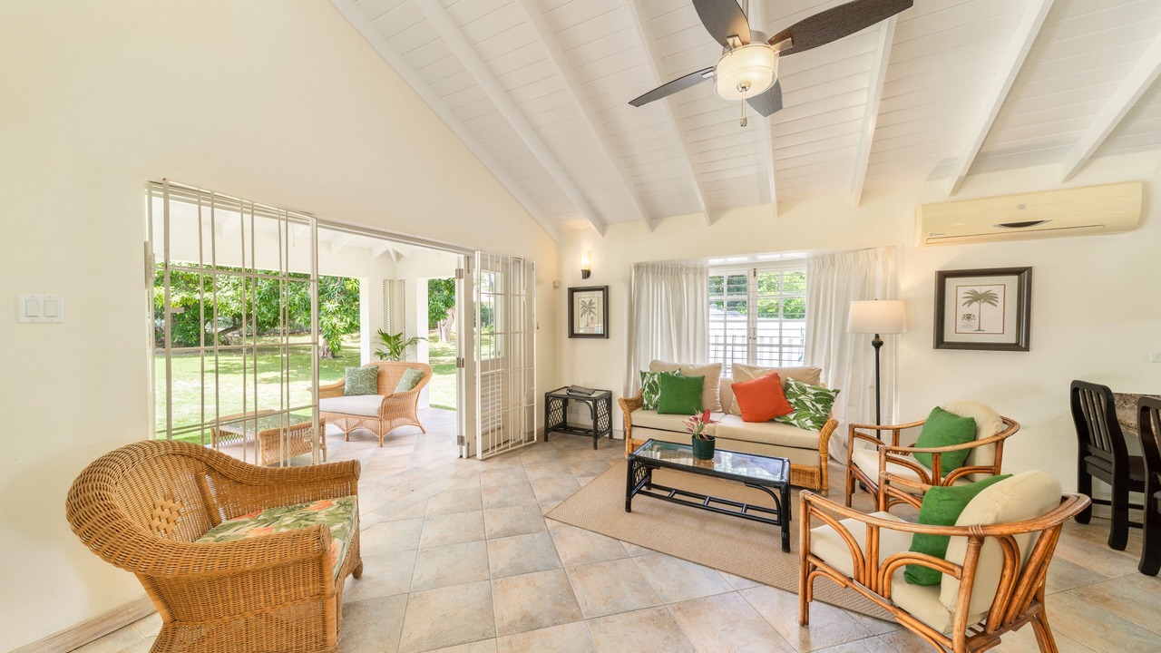Photo of Livingroom in Sunset Crest