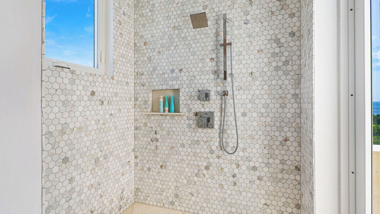 Photo of Bathroom in Shoal Bay