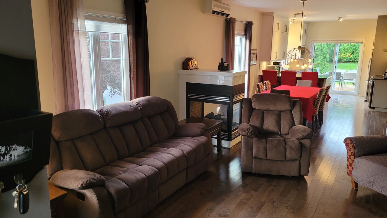Photo of Bedroom in Mont-St-Hilaire