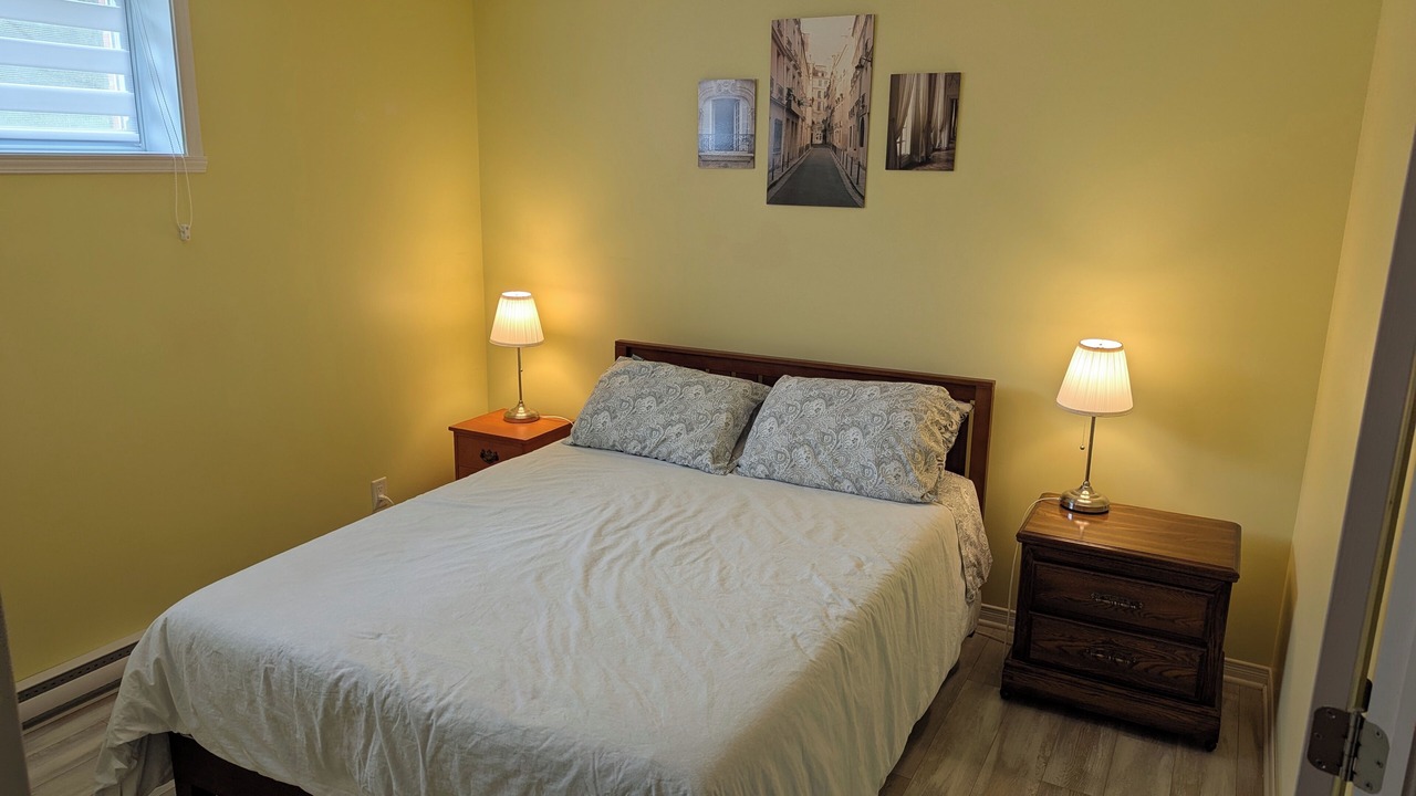 Photo of Bedroom in Mont-St-Hilaire