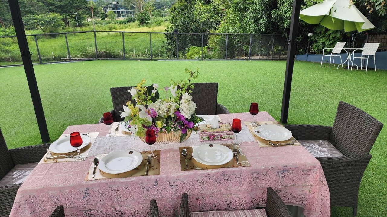 Photo of Outdoor in Phaya Yen