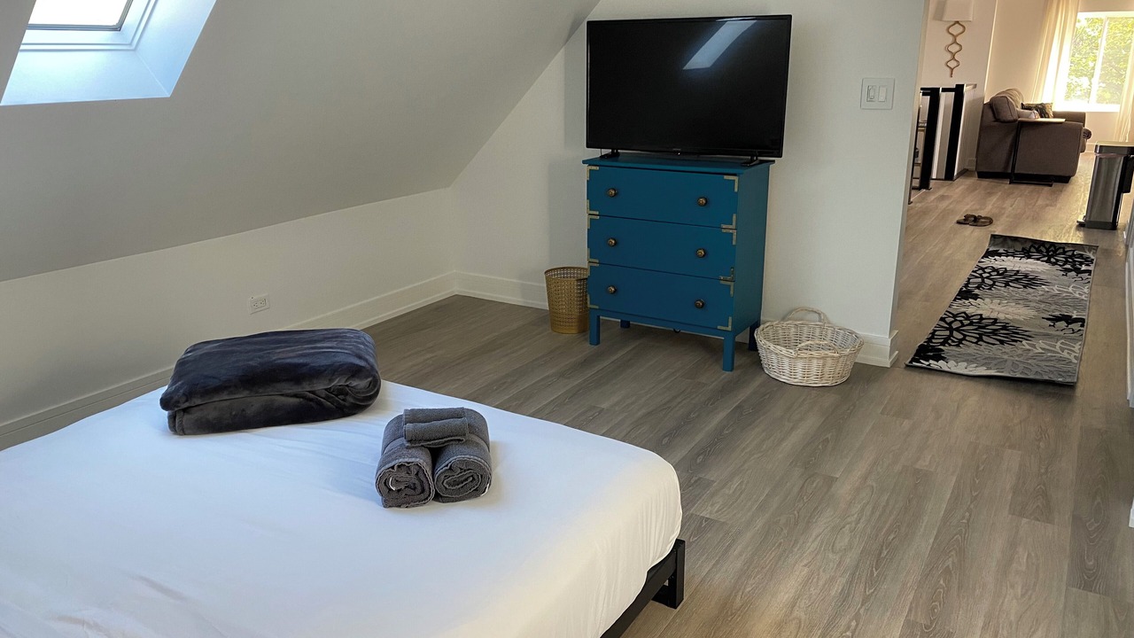 Photo of Bedroom in Logan Square
