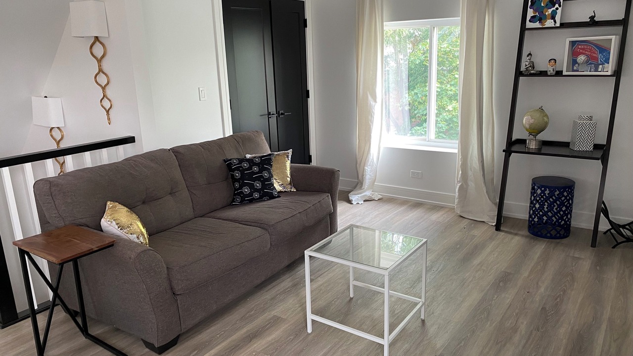 Photo of Livingroom in Logan Square