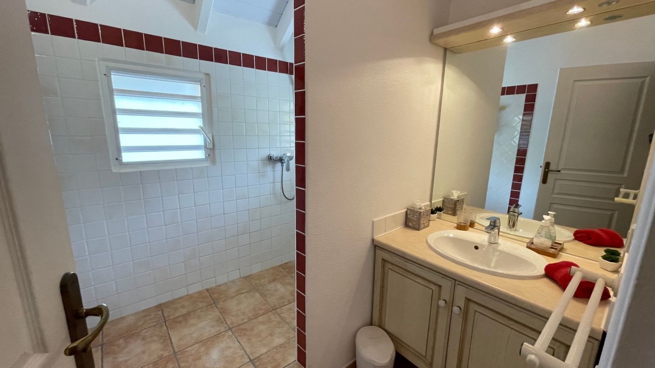 Photo of Bathroom in Orient Bay