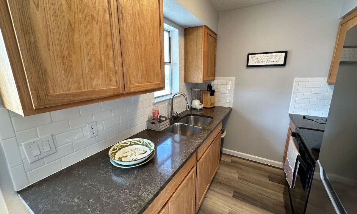 Photo of Kitchen in Northwest Los Angeles Heights