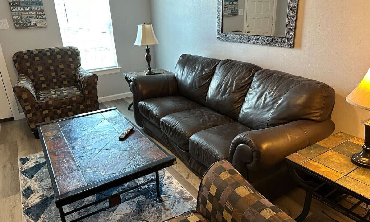 Photo of Livingroom in Northwest Los Angeles Heights