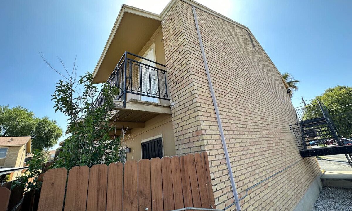 Photo of Outdoor in Northwest Los Angeles Heights