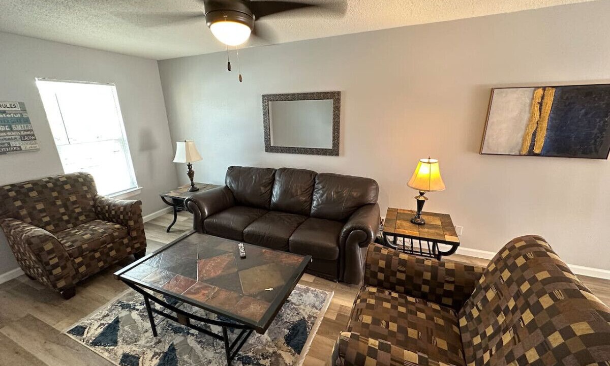 Photo of Livingroom in Northwest Los Angeles Heights