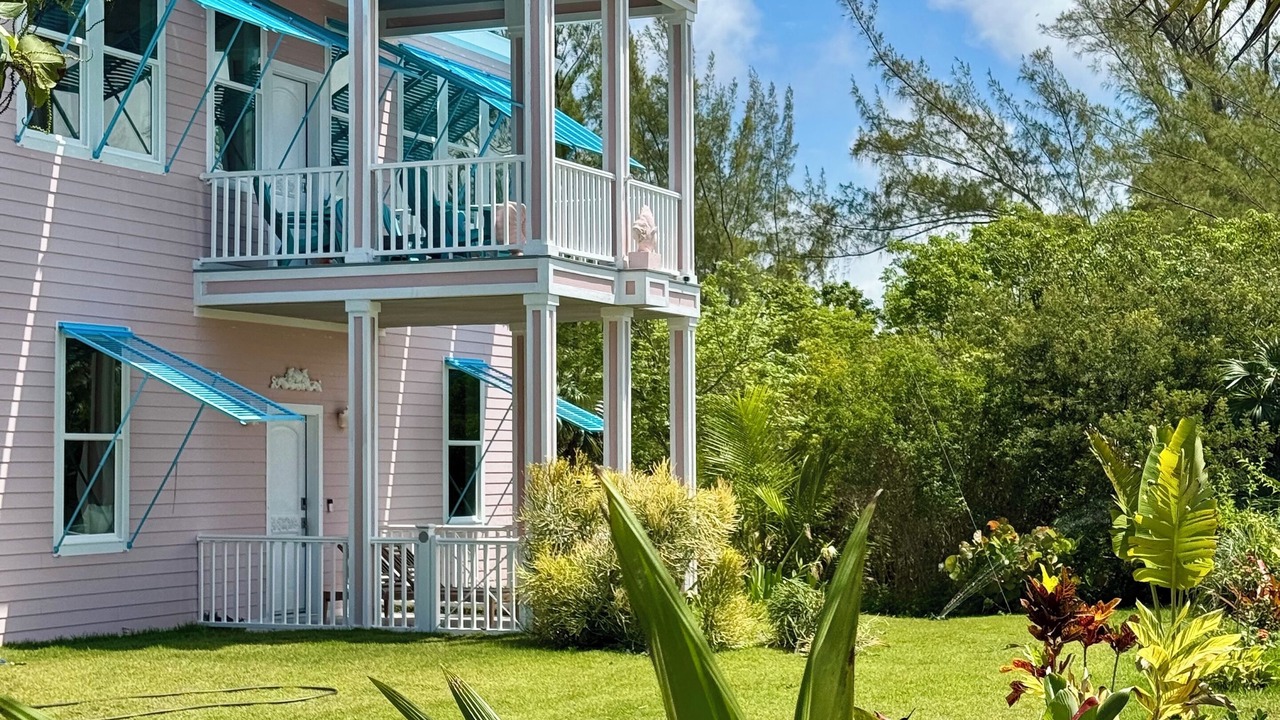 Photo of Outdoor in Schooner Bay