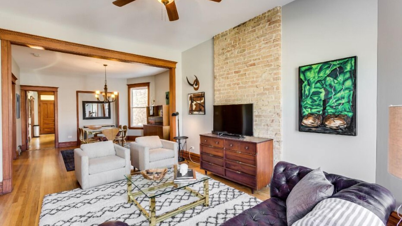 Photo of Bedroom in Logan Square
