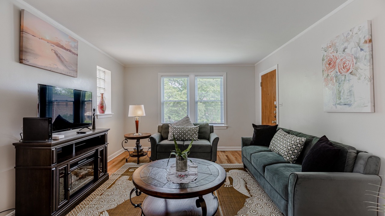 Photo of Bedroom in Evanston