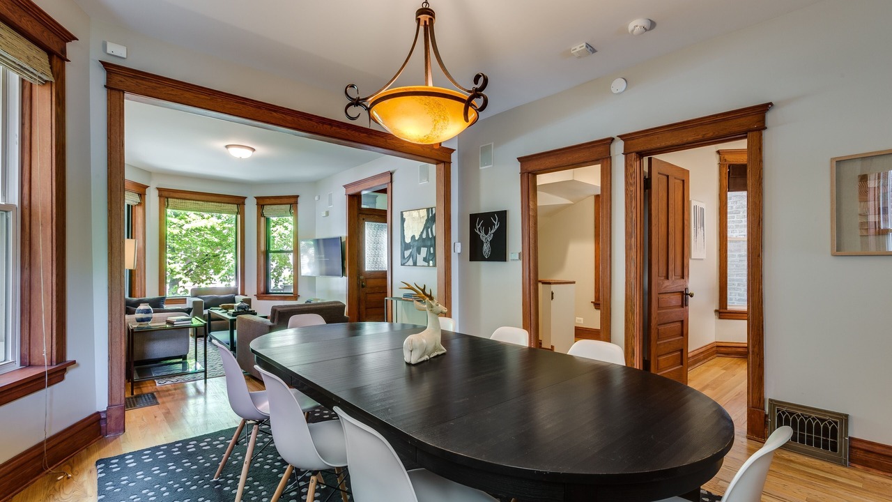Photo of Bedroom in Logan Square