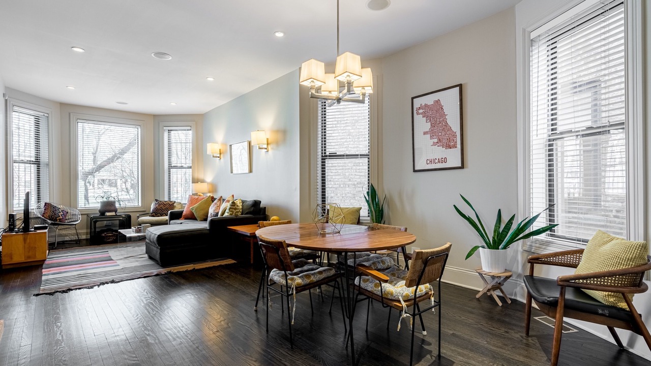 Photo of Bedroom in Logan Square