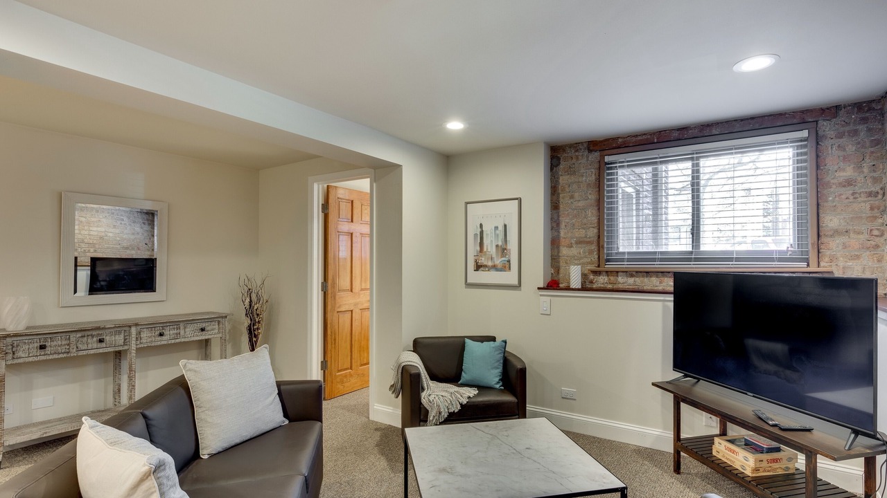 Photo of Bedroom in North Center
