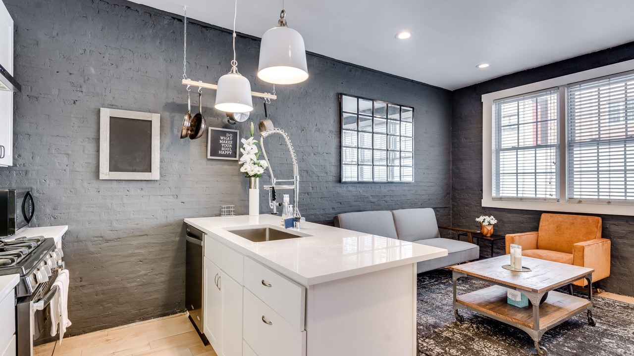 Photo of Bedroom in West Town