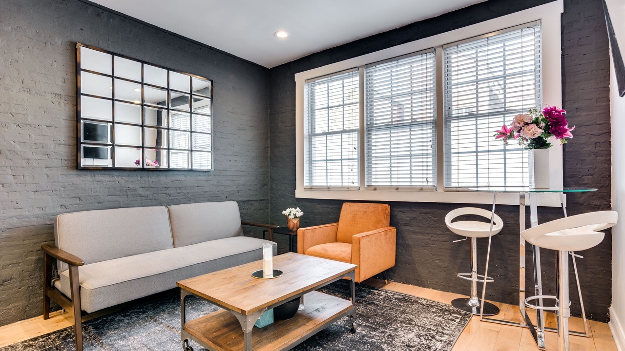 Photo of Bedroom in West Town