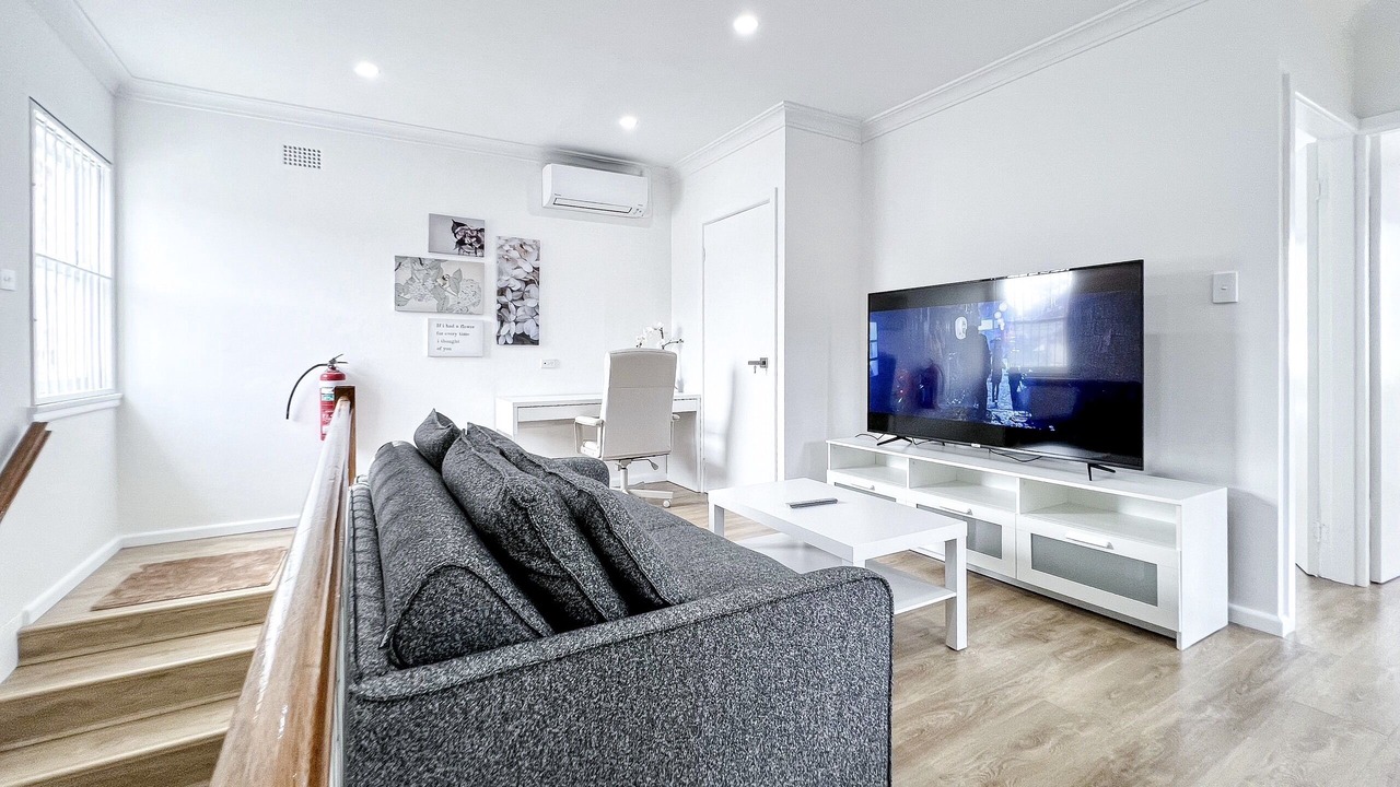 Photo of Livingroom in Ingleburn