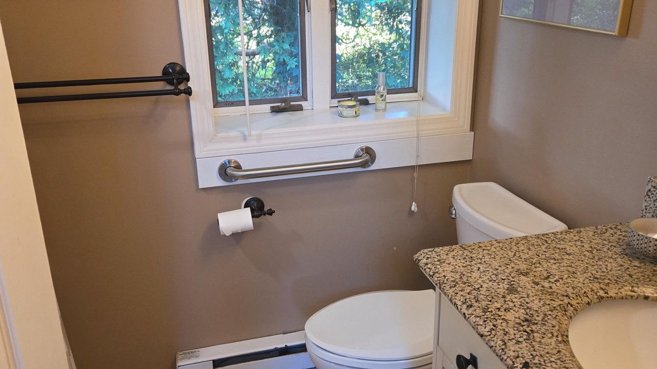 Photo of Bathroom in Clinton