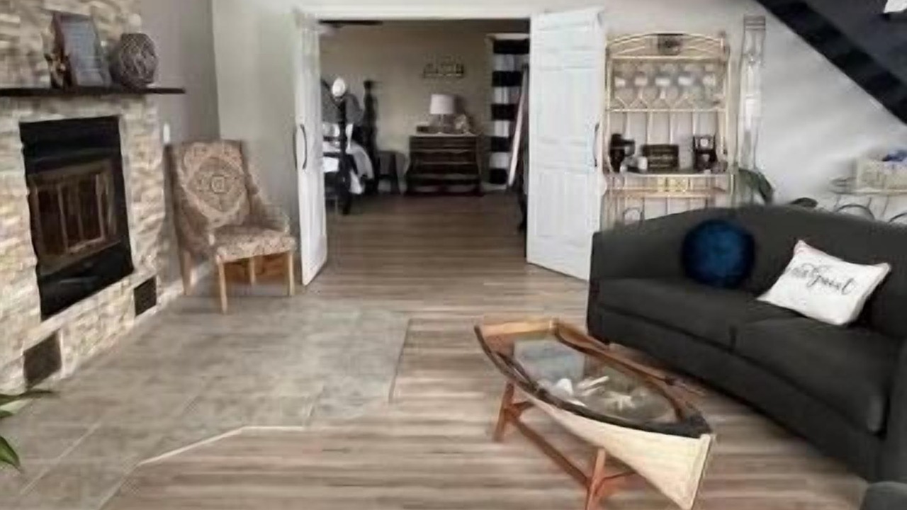 Photo of Livingroom in Peoria Heights
