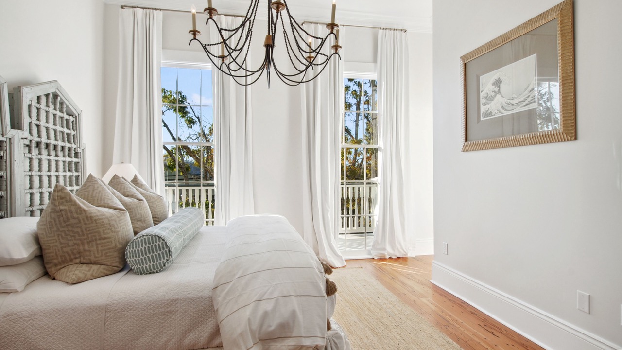 Photo of Bedroom in Lower Garden District