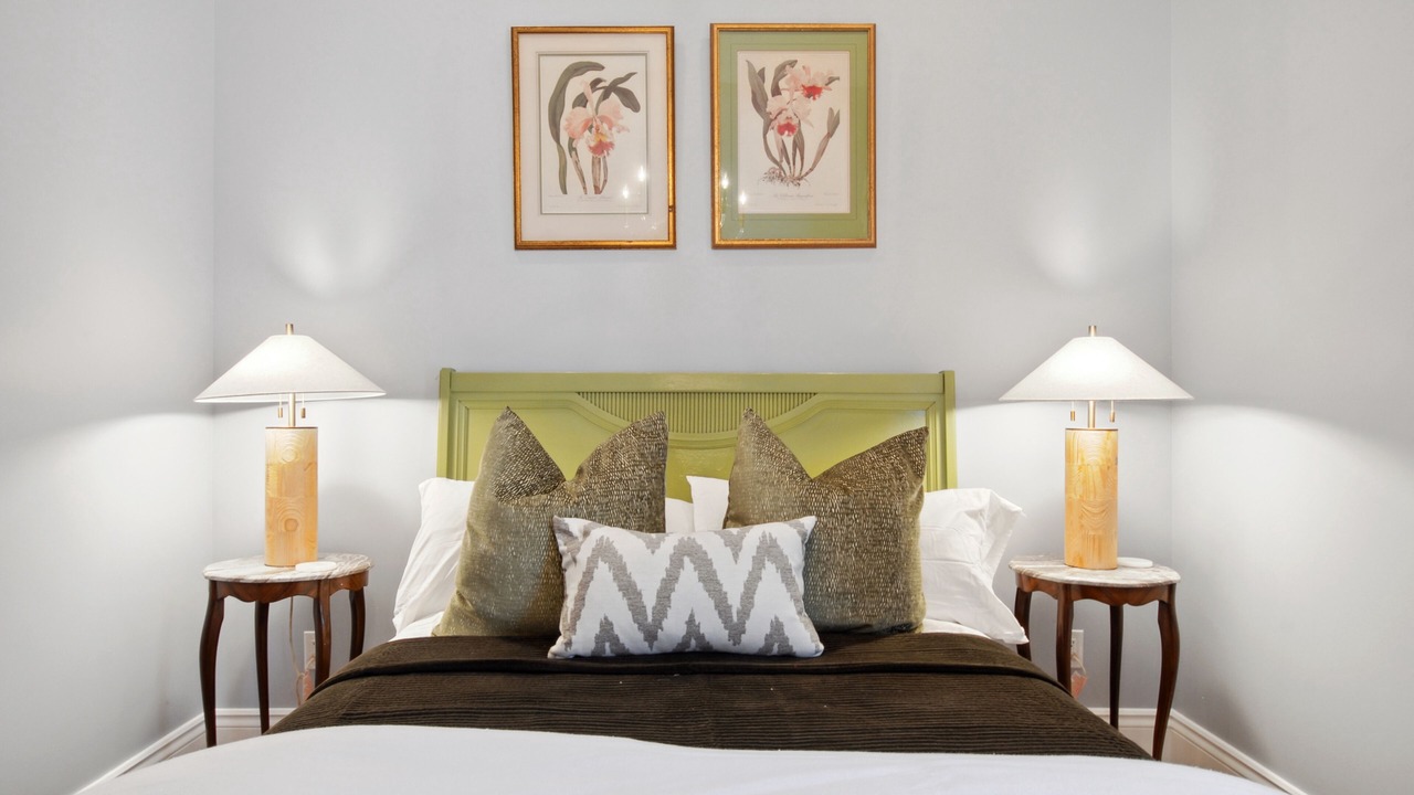 Photo of Bedroom in Lower Garden District