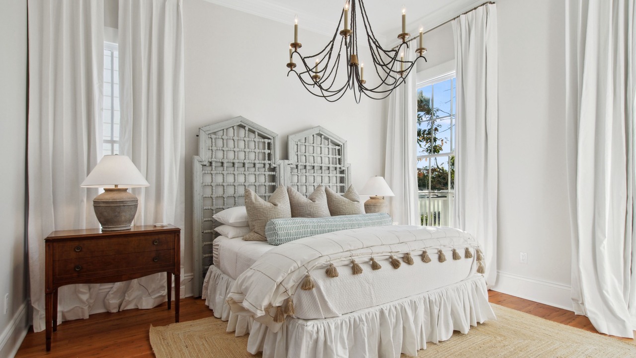 Photo of Bedroom in Lower Garden District